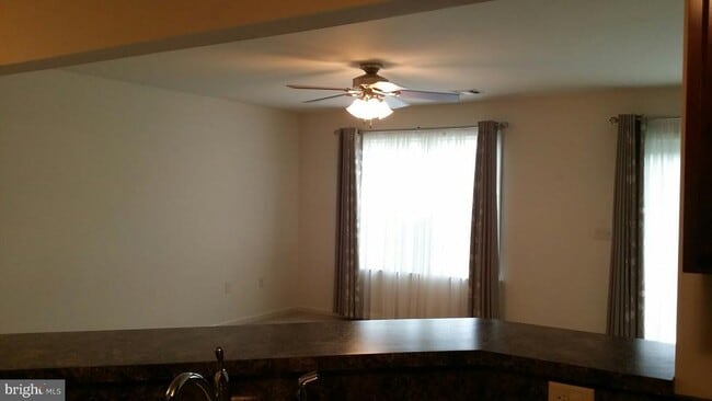 Photo - 111 Stonecrest Ln