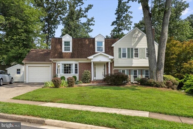 Building Photo - 2215 Loch Lomond Dr Rental