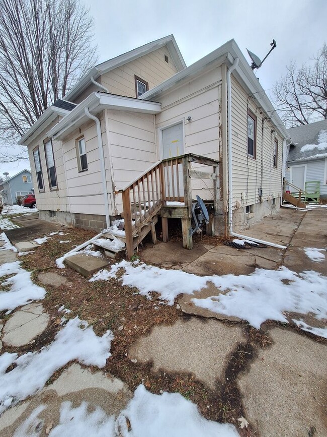 Building Photo - SL MON1527 Unit 1529