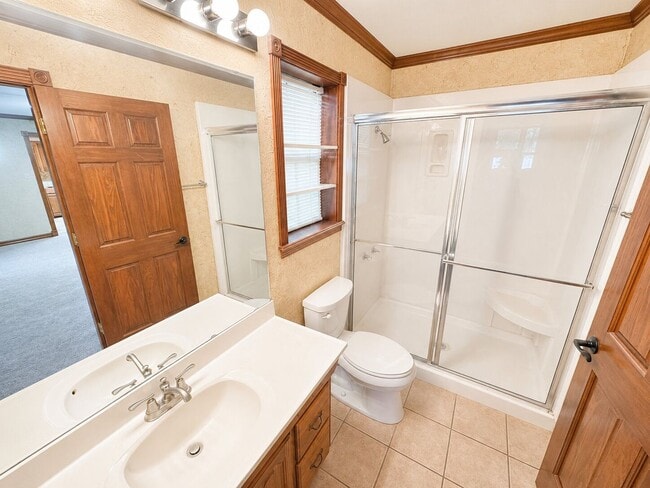 Photo - Waterfront Living in Benton!