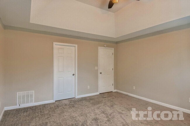 Photo - 1309 Vine Cir