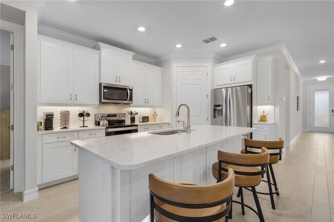 Photo - 379 Grace Bay Ln