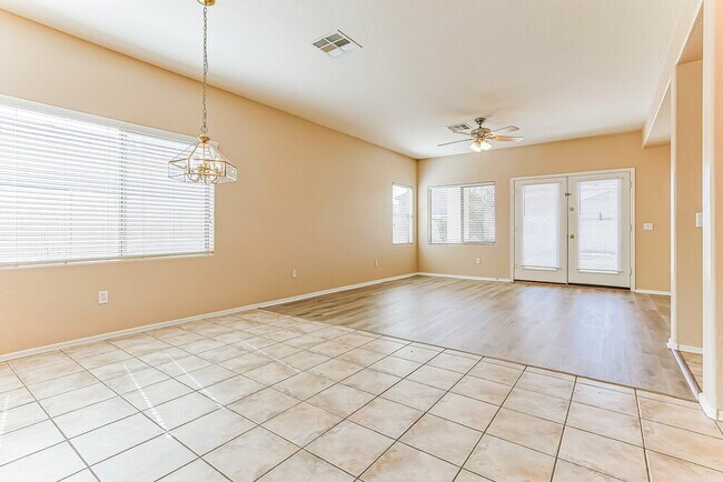 Photo - 2081 E Runaway Bay Pl