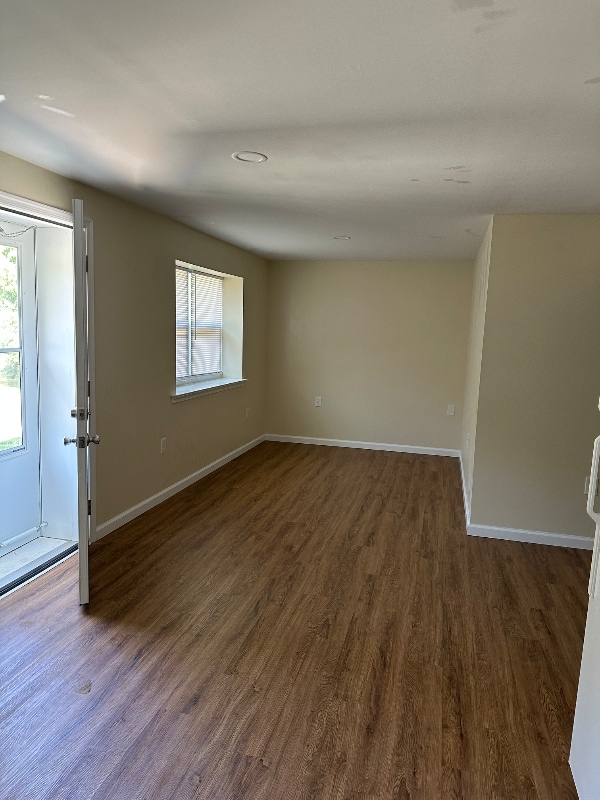 Photo - 1566 Embreeville Rd