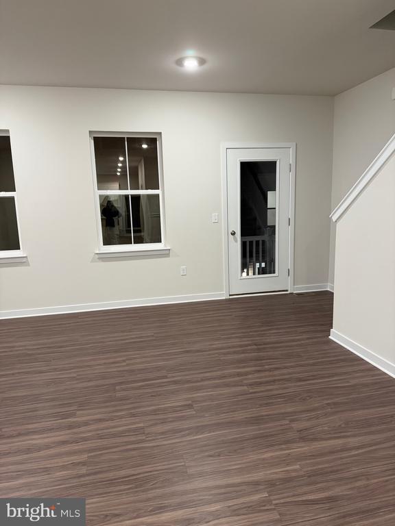 Photo - 10 Barbine Wy