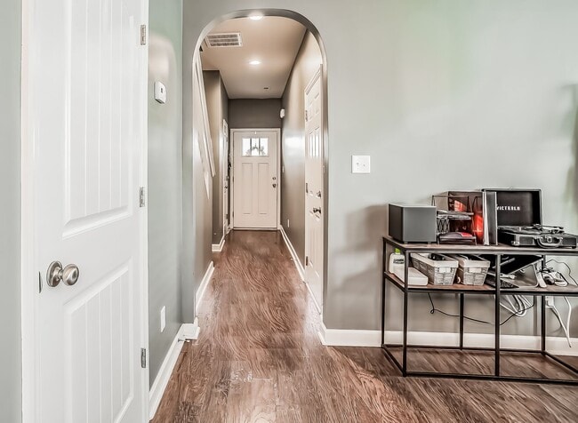 Photo - 3-Bedroom Townhome with Garage in Holly Ridge