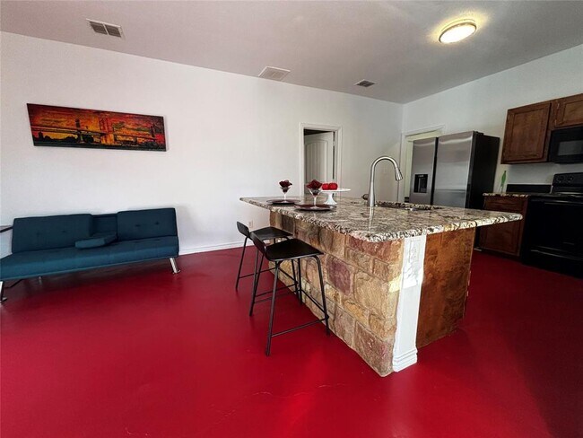 Photo - 102 Austin Elaine Dr