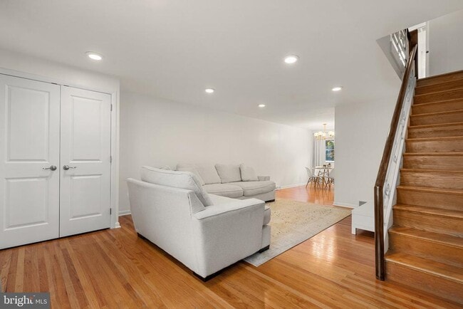 Photo - 5461 Quentin St