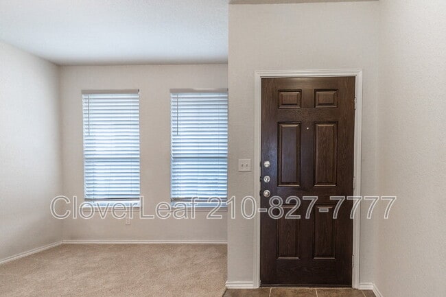 Photo - 27429 Emilie Cyn