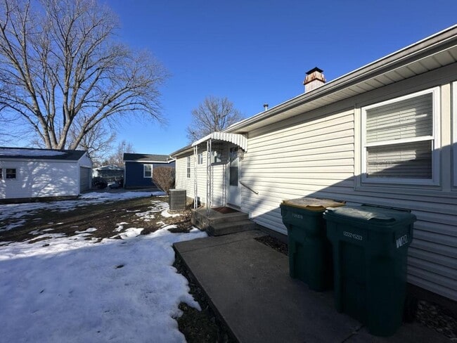 Photo - 1368 Spruce Ave