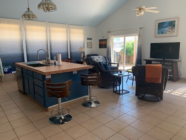 Photo - 15434 Escapade St