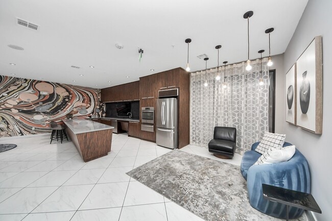 Building Photo - 3800 Main St Unit 2.318