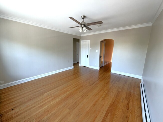 Photo - 4307 W 63rd St Unit 2EF