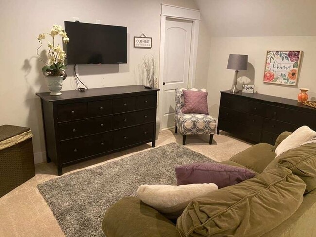 Apartamento completamente amueblado - 7441 River Rd Unidad 1