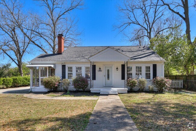 Building Photo - 126 Horry St SE Rental