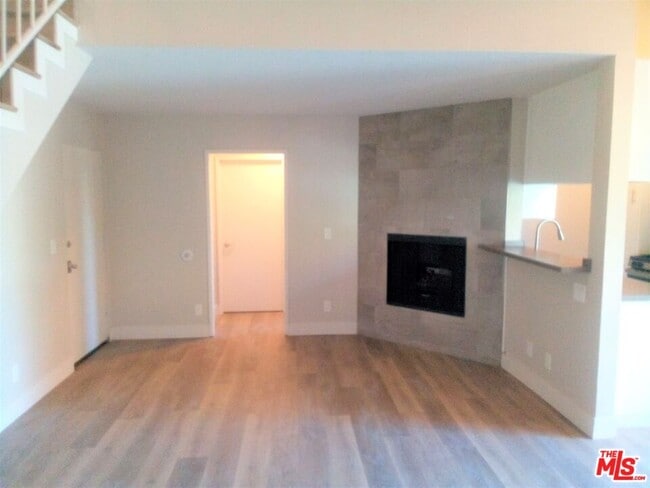Photo - 11230 Camarillo St Unit 201