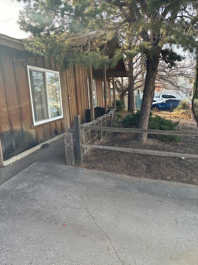 Photo - Adorable 3 bedroom home nestled in the ne Heights