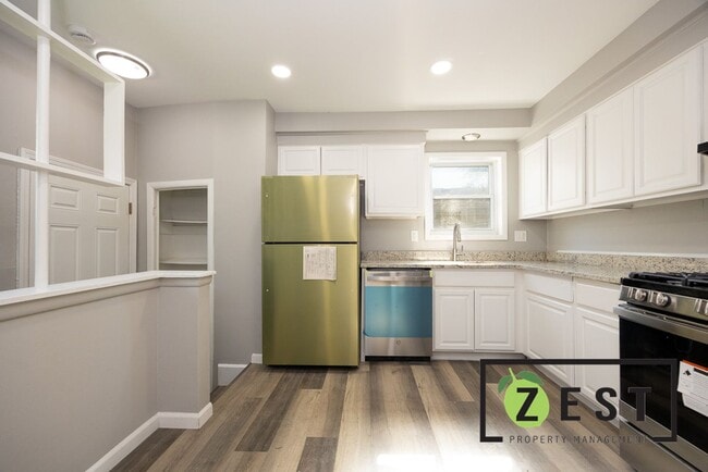 Photo - 3 BD 1 BA HOME AVAILABLE NOW! 1,300 Monthly