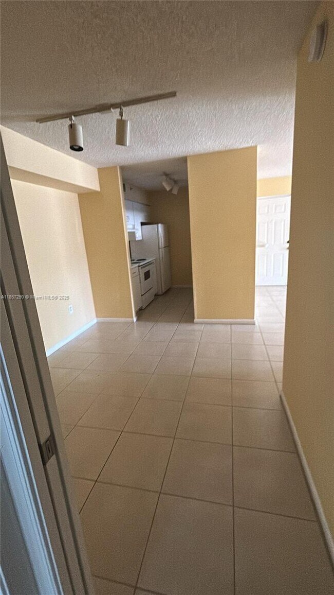 Photo - 2103 Renaissance Blvd Unidad 108