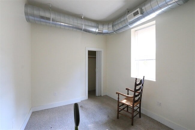 Photo - 205B Highland Ave Unit 2