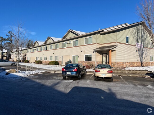 Building Photo - 1215 Golf Course Rd Unit 1 Rental