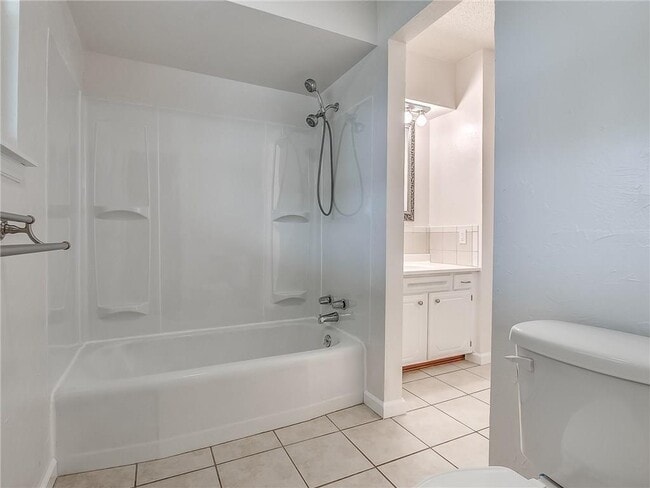 Photo - 9613 Rhythm Rd