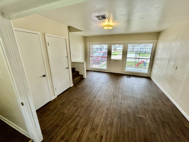 Photo - 427 S Center Ave