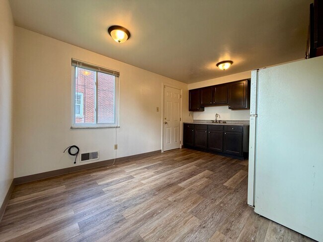Photo - Outstanding 2 Bedroom in Cheswick with Central A/C & Yard! Call Today!