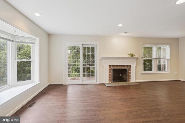 Photo - 7561 Heatherton Ln