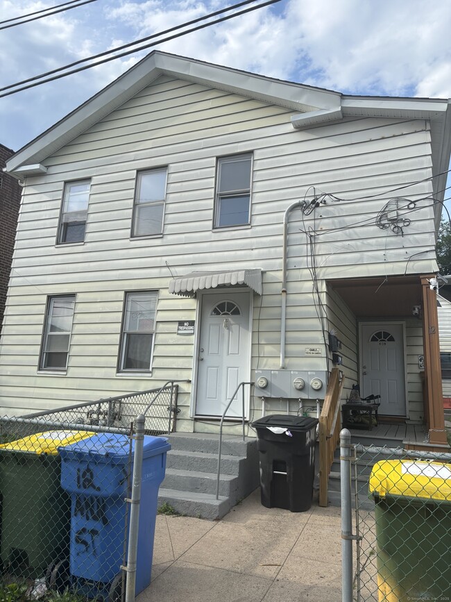 Building Photo - 12 Ann St Rental