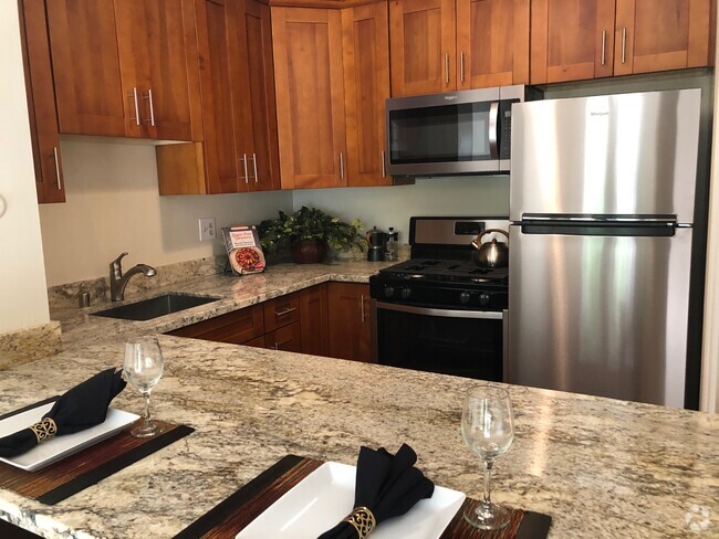 Kitchen - Whitman Manor Rental