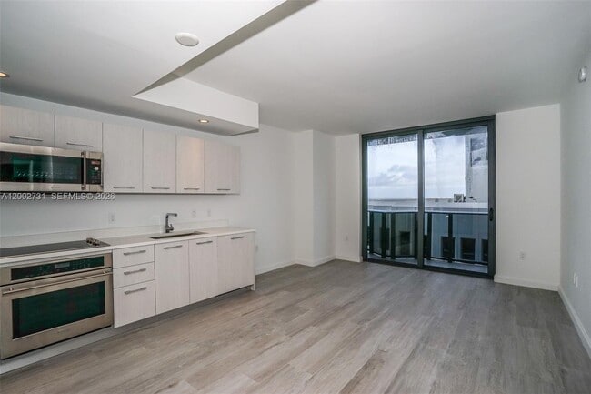 Photo - 55 SW 9th St Unit 2907