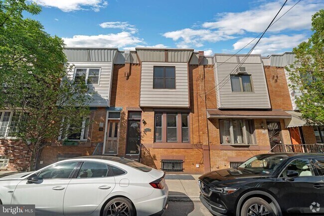 Building Photo - 1140 Cross St Rental