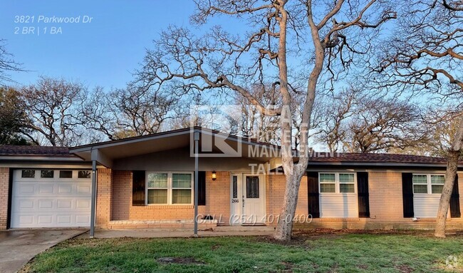 Building Photo - 3 Bedroom, 2.5 Bath home for rent in Woodw...