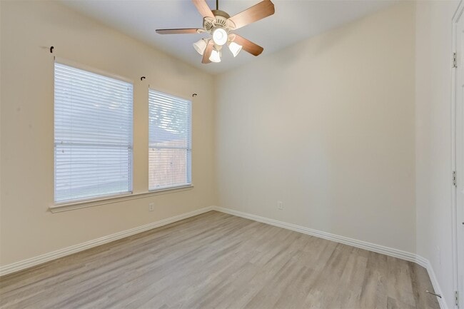 13751 Crested Iris Dr