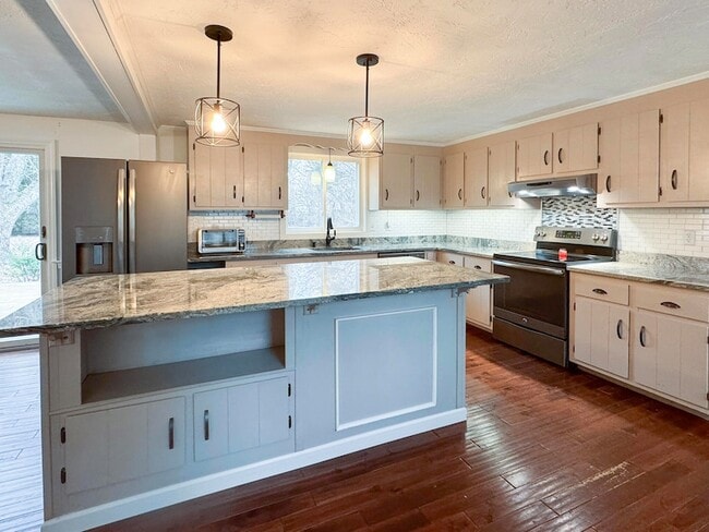 Photo - 33 Green House Rd