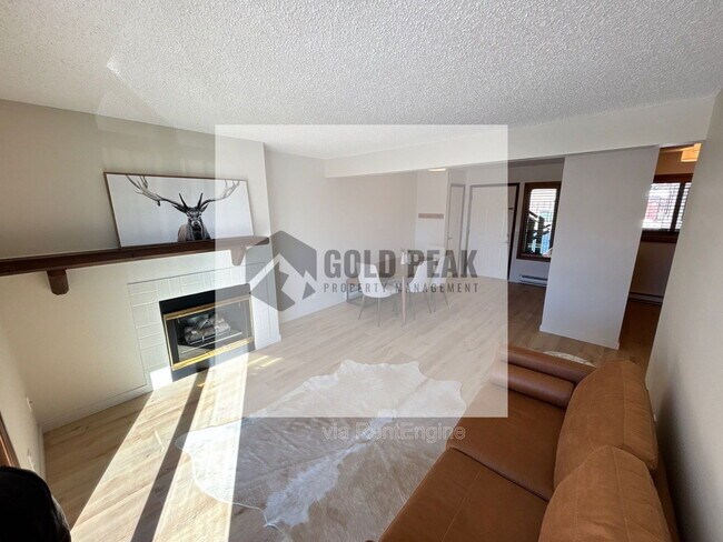 Photo - 1555 Shadow Run Ct