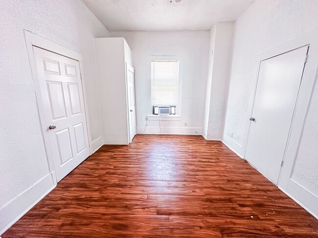 Photo - 3114 Avenue M 1/2