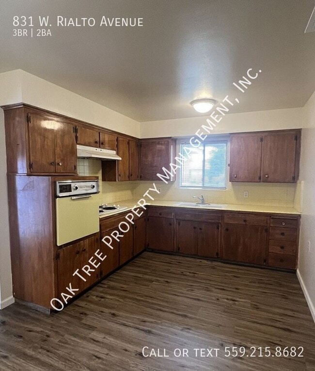 Photo - 831 W Rialto Ave
