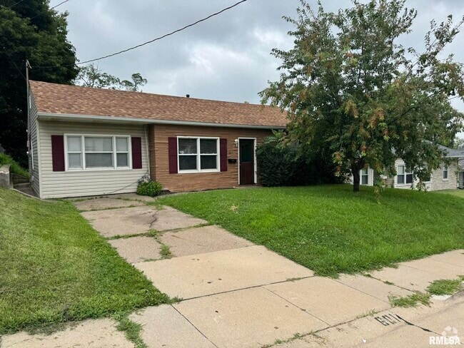 Building Photo - 601 23rd St Rental