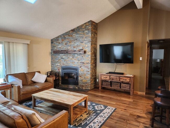 Photo - Seasonal Rental - Available through April ...