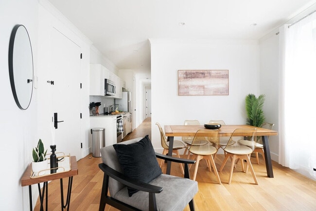 Photo - 403 E 69th St Unit FL3-ID1022006P