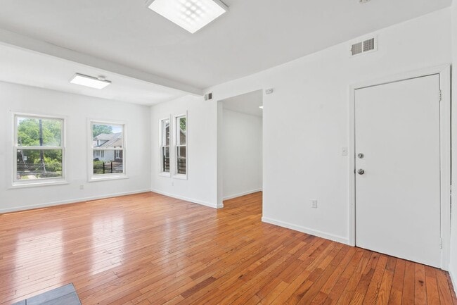 Photo - 1043 Hunterdon St Unit #2