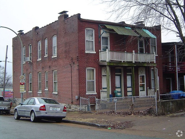 Building Photo - 5801 S Broadway Rental