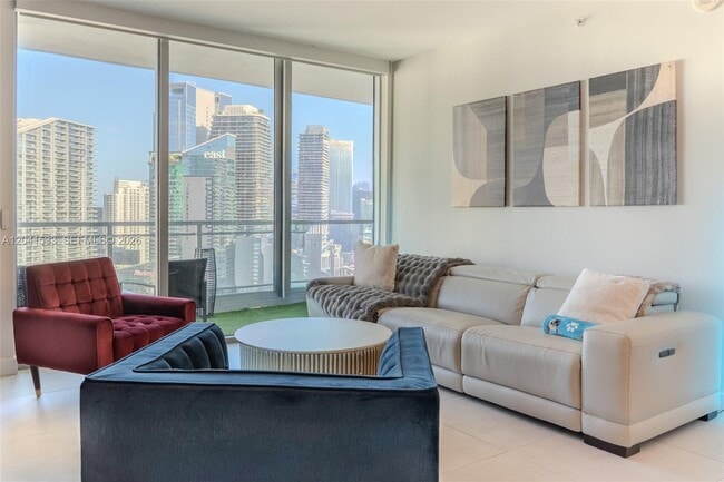Photo - 90 SW 3rd St Unit 3703