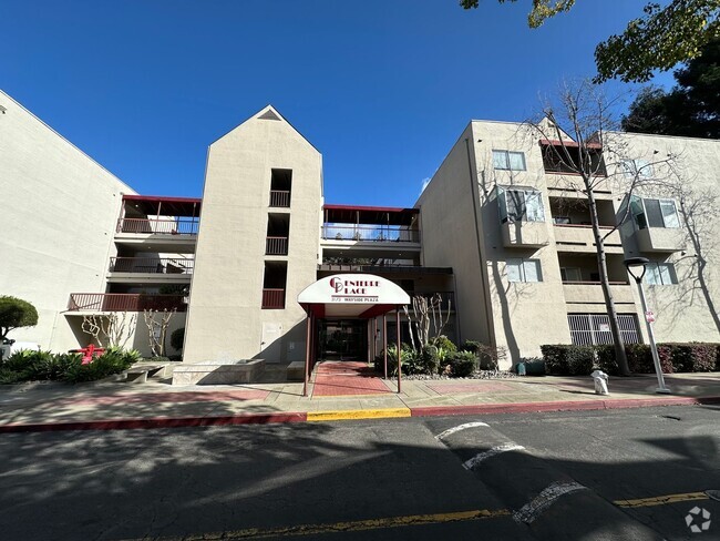 Building Photo - 1 Bed 1 Bath Condo In Walnut Creek Unit 116