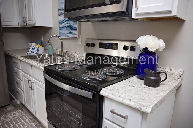 Photo - 1305 W Sandusky St Unit G