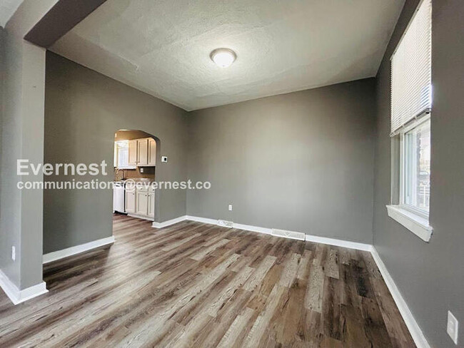 Photo - 763 Shaw Ave