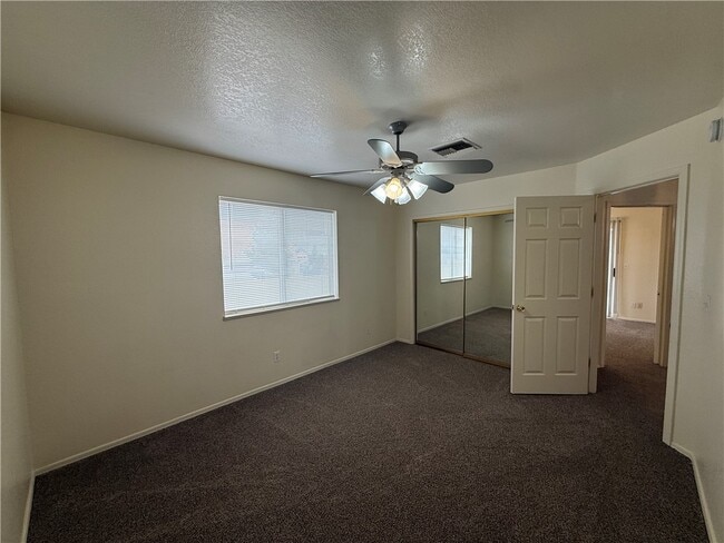 Photo - 3932 Lindsey Ave