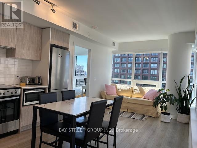 Photo - 395 Bloor St E Unit 1802